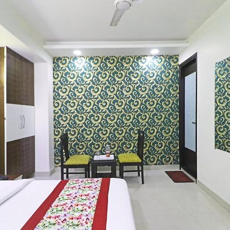 Hotel Star Inn Suite - Delhi Airport Új-Delhi Kültér fotó