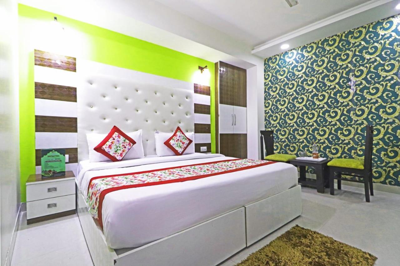 Hotel Star Inn Suite - Delhi Airport Új-Delhi Kültér fotó